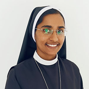 st-carmalgiri-college-Sr. Jesna George;